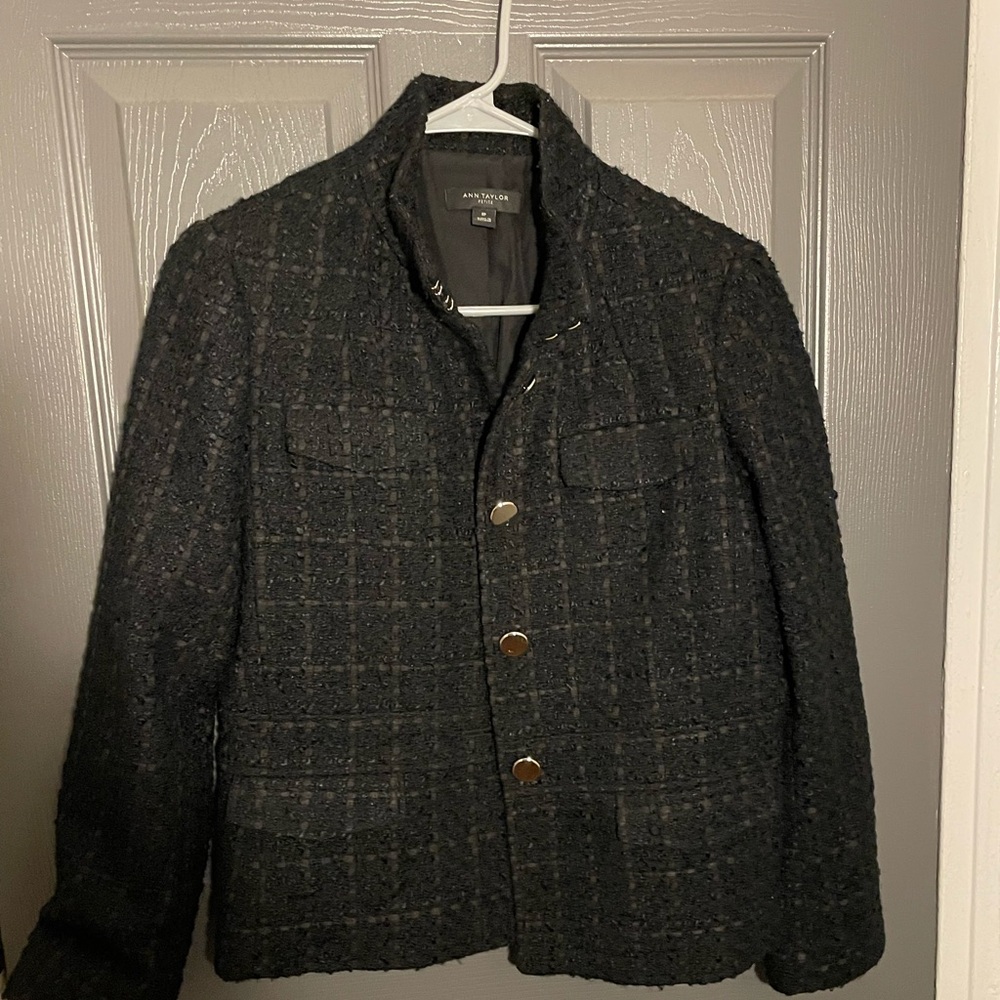 Preloved ANN TAYLOR Chic Black Tweed Military Jacket - size 8P